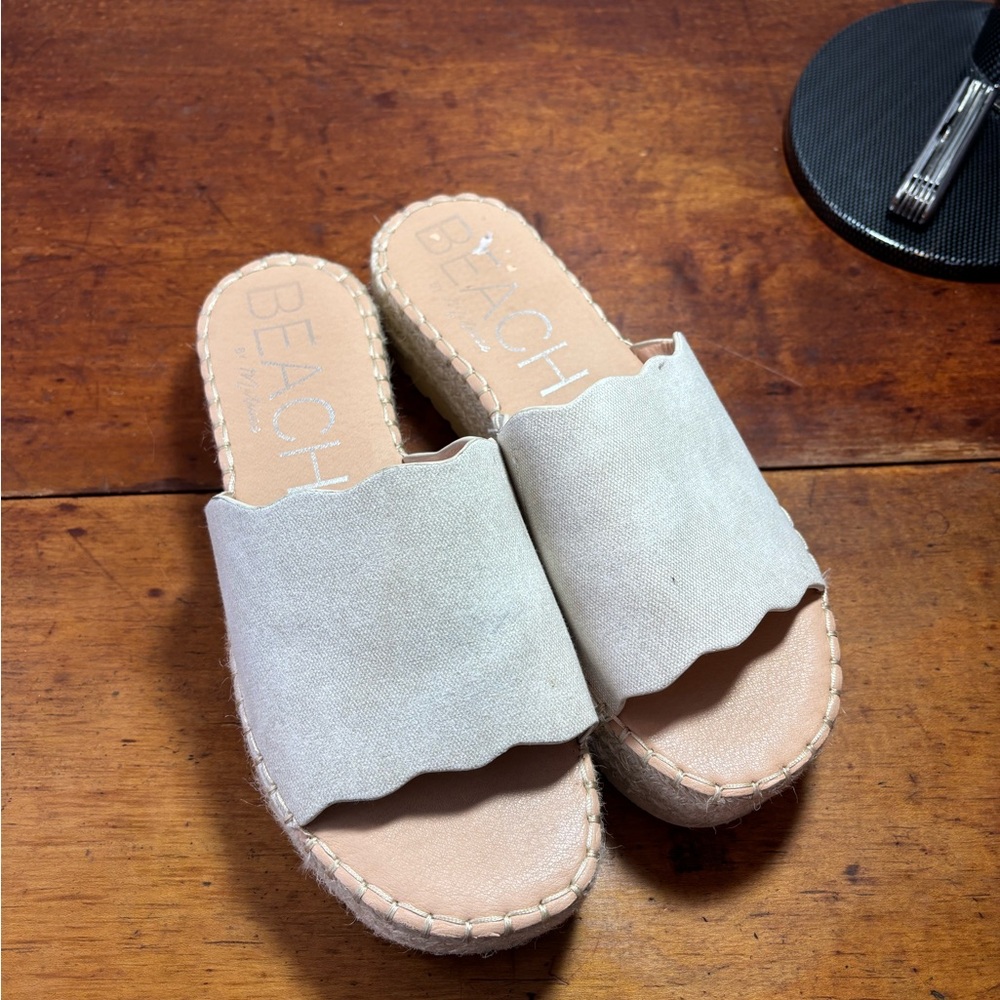 Women's Cream platform sandals